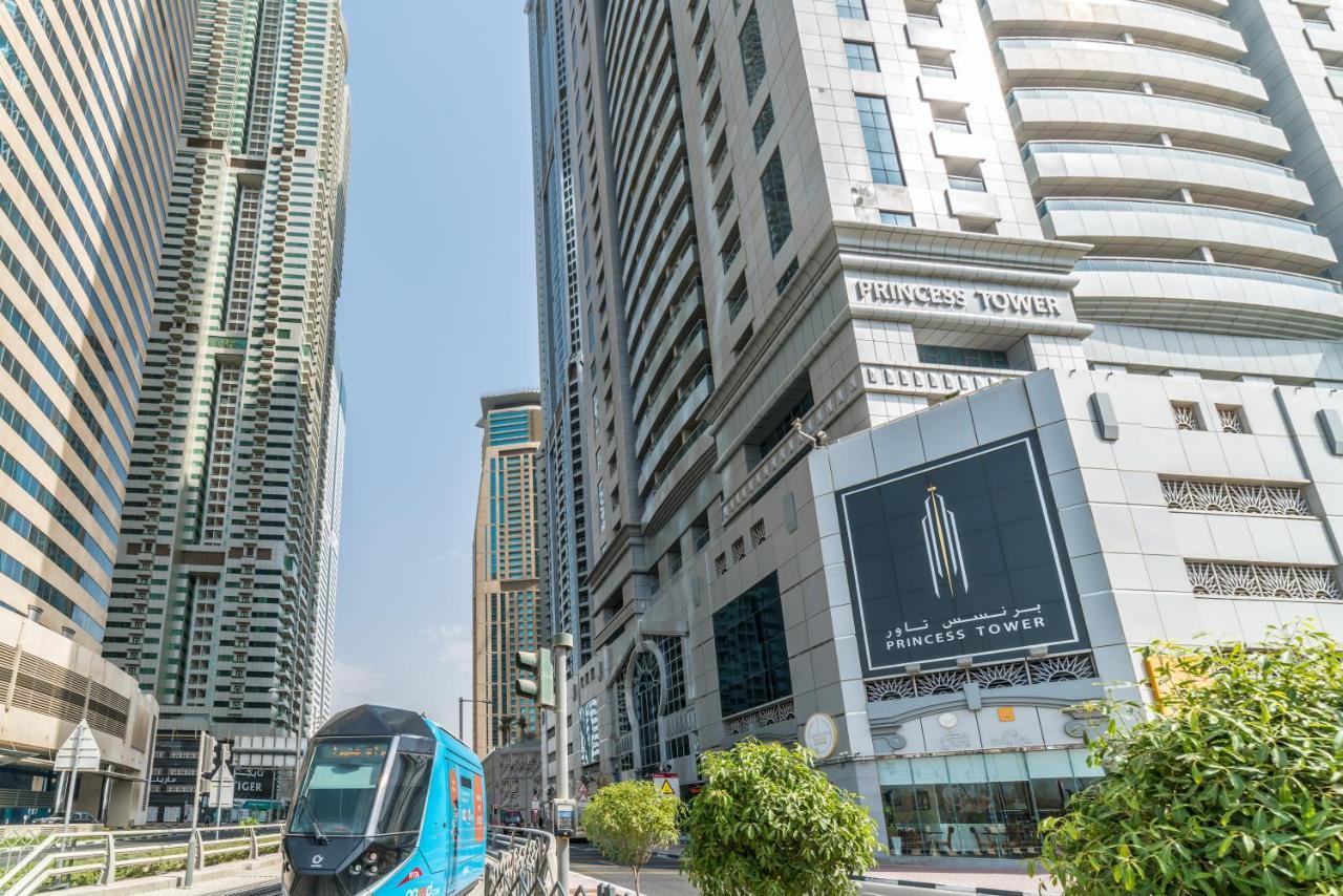 Yanjoon Holiday Homes - Princess Tower Apartments Dubái Exterior foto